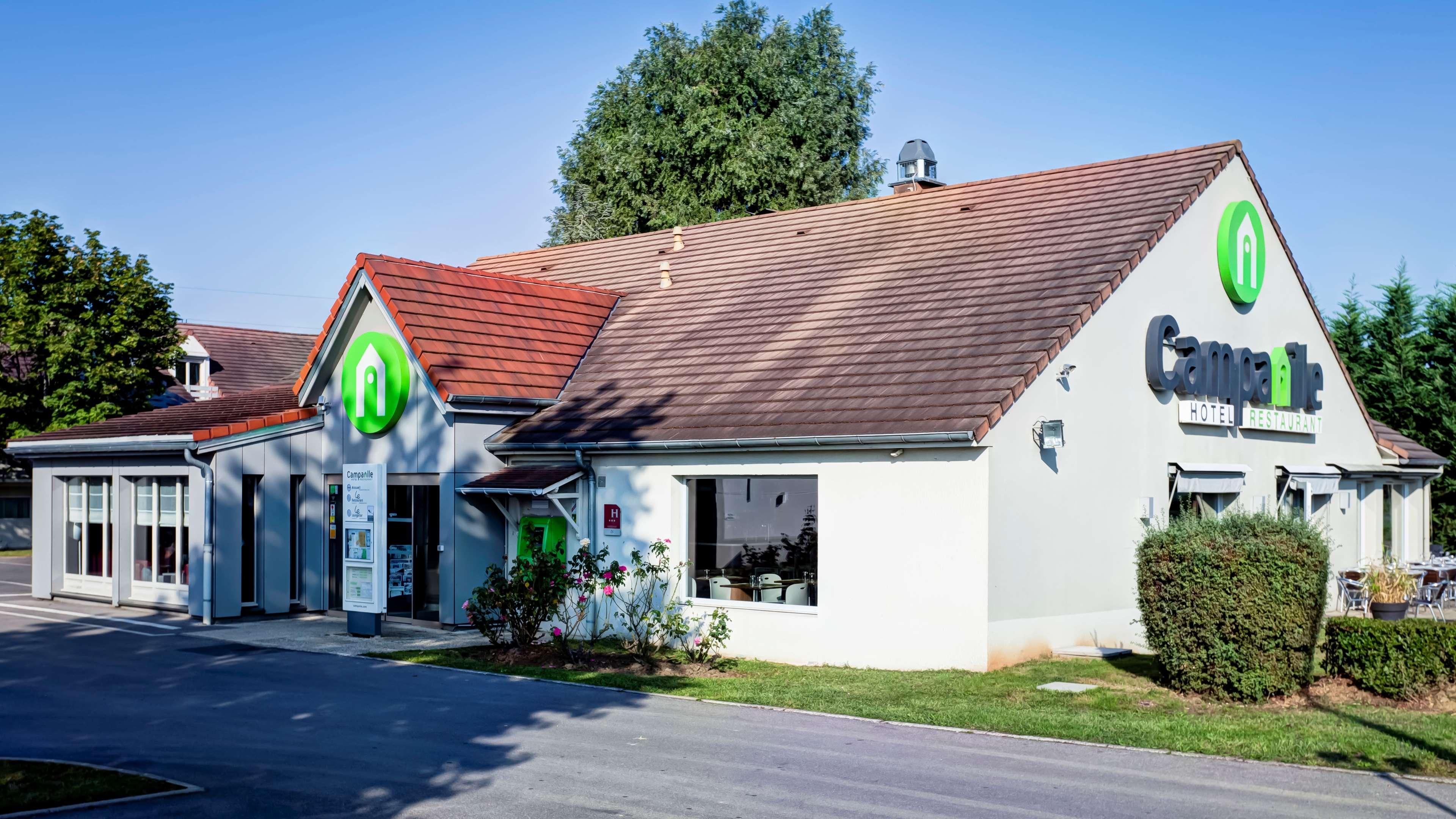 Campanile Evry Ouest - Corbeil Essonnes Hotel Exterior photo