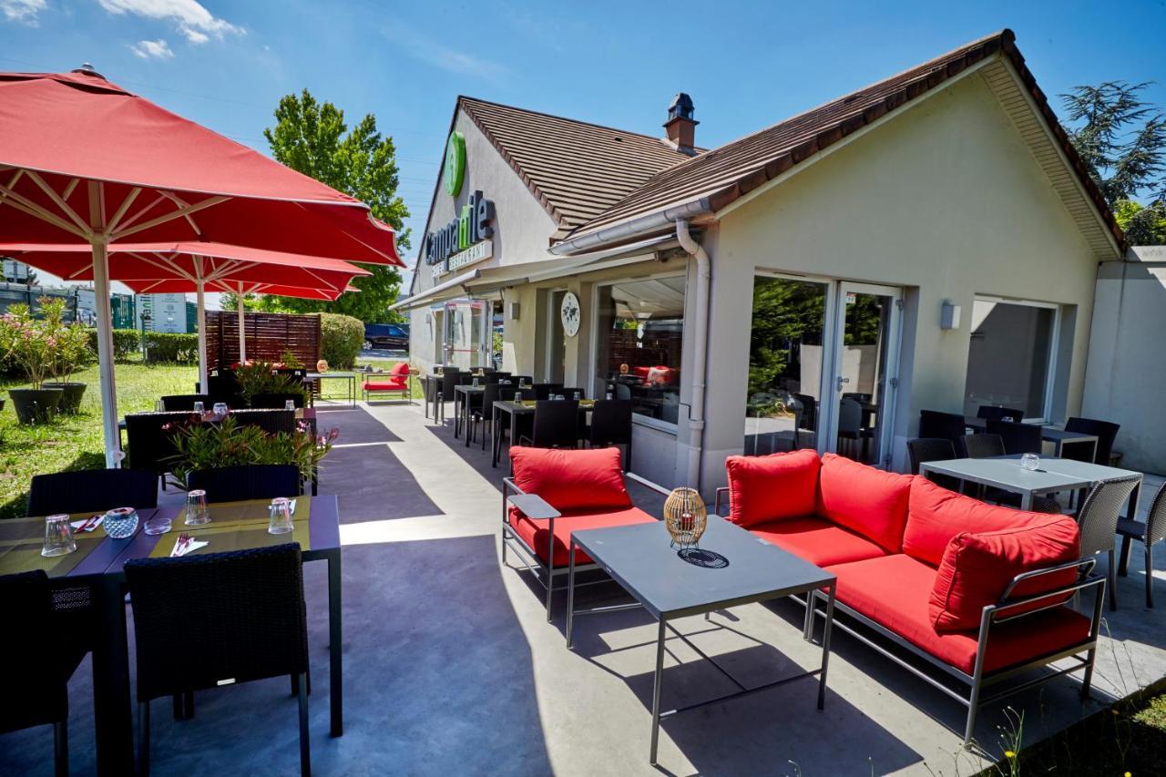 Campanile Evry Ouest - Corbeil Essonnes Hotel Exterior photo