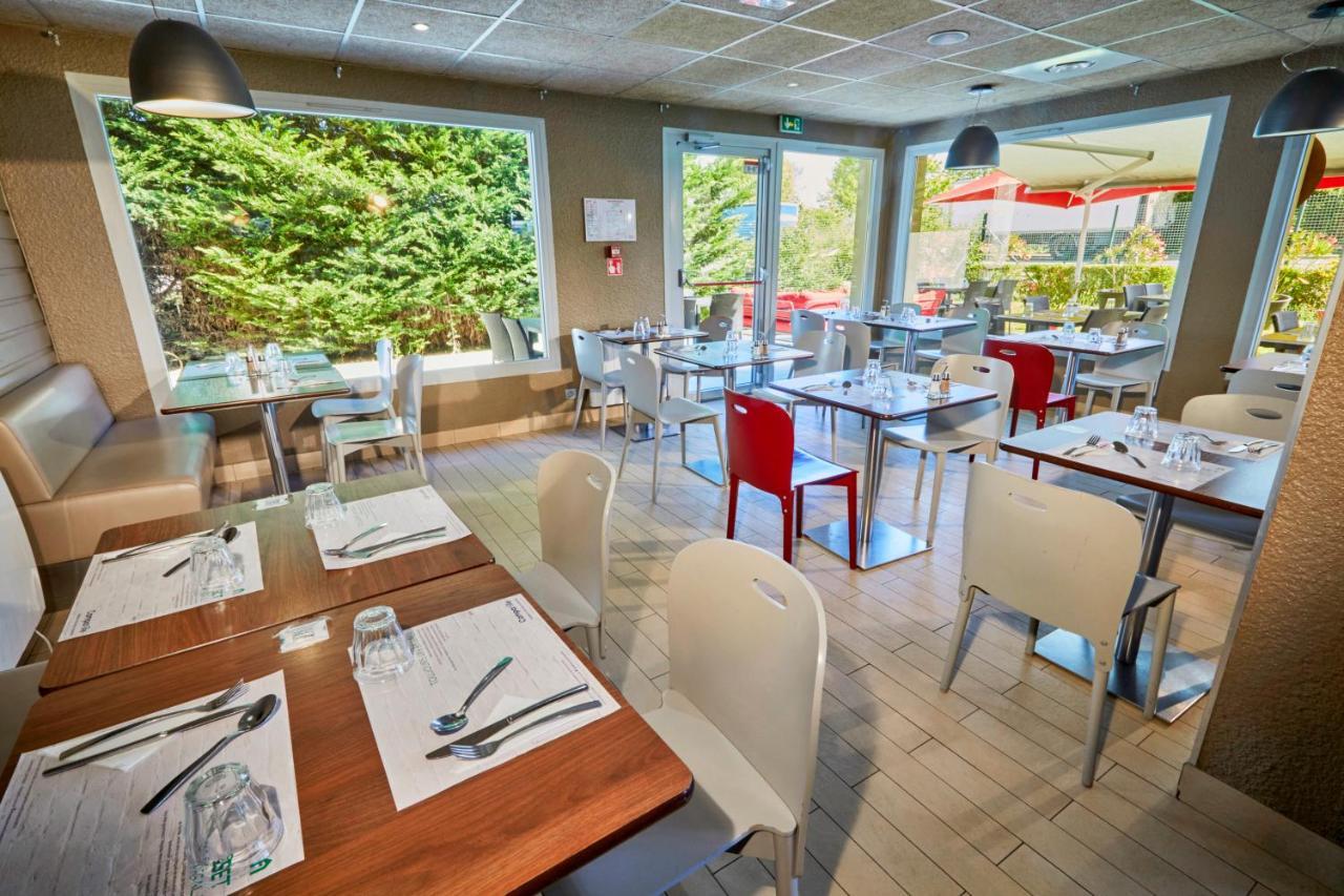 Campanile Evry Ouest - Corbeil Essonnes Hotel Exterior photo
